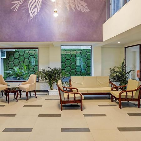Hotel O Parkinn Γκουργκάον Εξωτερικό φωτογραφία