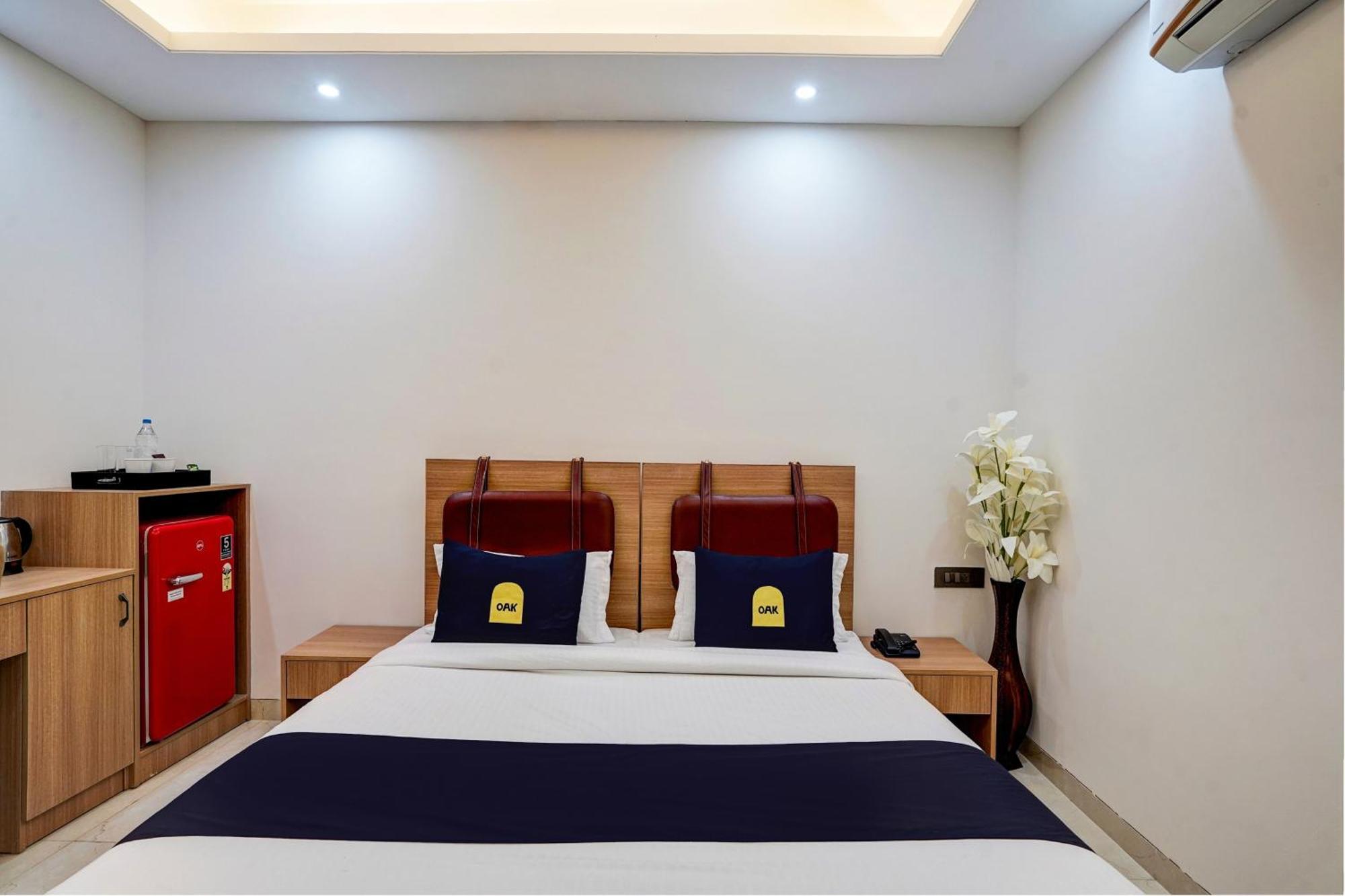 Hotel O Parkinn Γκουργκάον Εξωτερικό φωτογραφία